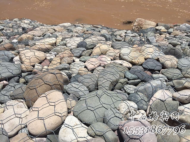 生態(tài)鉛絲石籠.jpg 生態(tài)鉛絲石籠.jpg