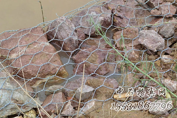 鍍鋅鉛絲石籠.jpg 鍍鋅鉛絲石籠.jpg