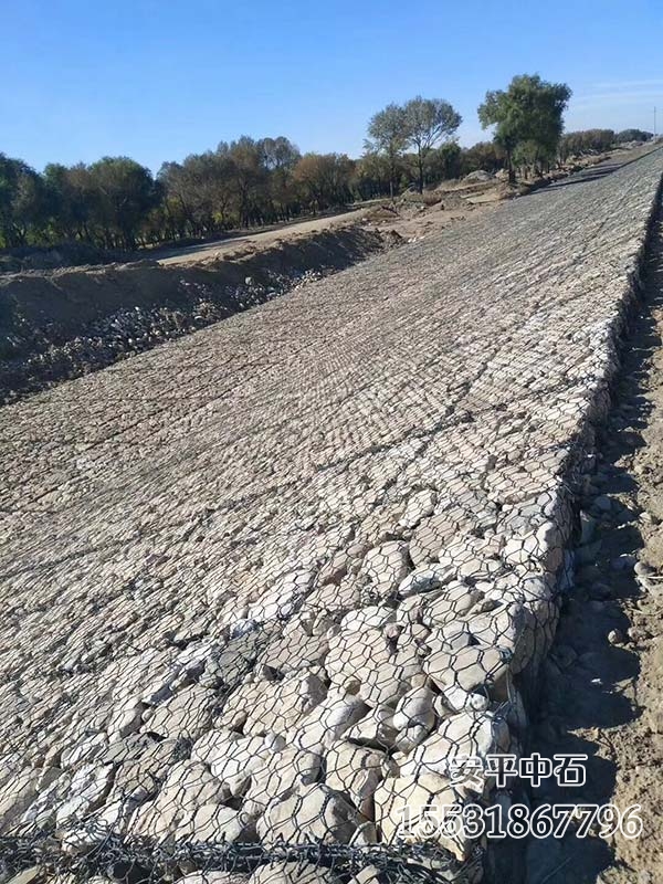 格賓網(wǎng)護岸.jpg 格賓網(wǎng)護岸.jpg